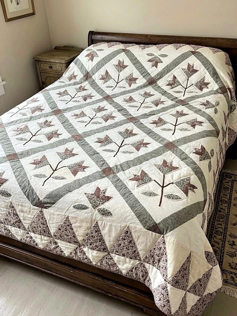 Vintage Patchwork Floral Quilt in White & Gray
